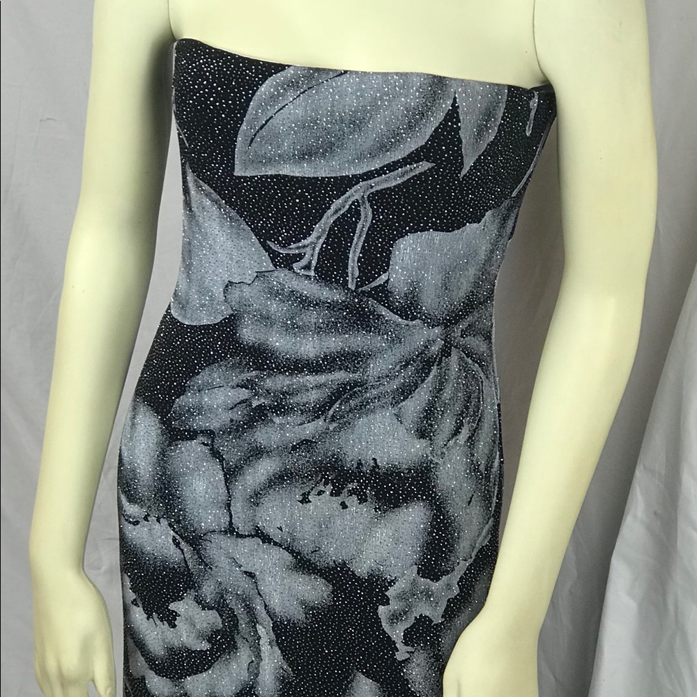 Cache Dress Size Small Black white silver